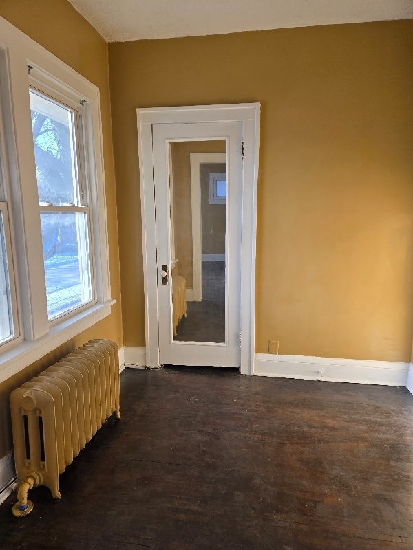 Photo - 716 Elwood Ave N