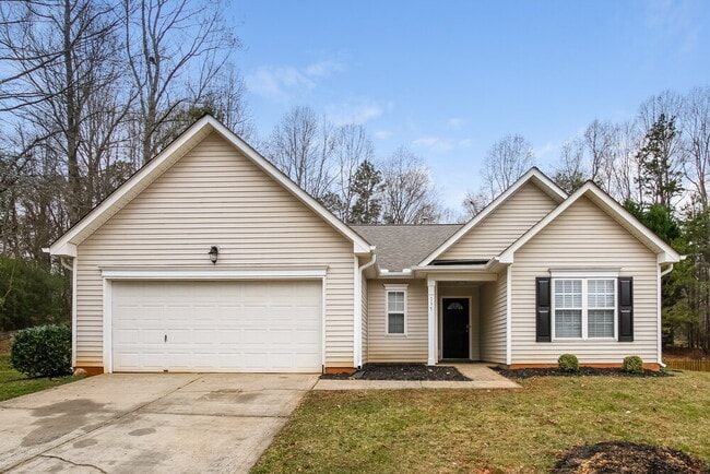 Building Photo - 135 English Hills Dr Rental