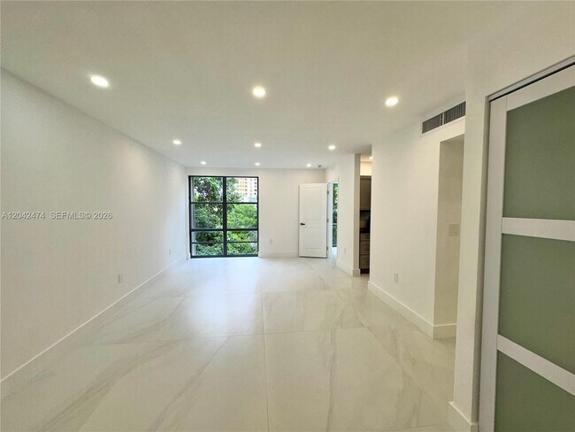 Photo - 17620 Atlantic Blvd Unit 310
