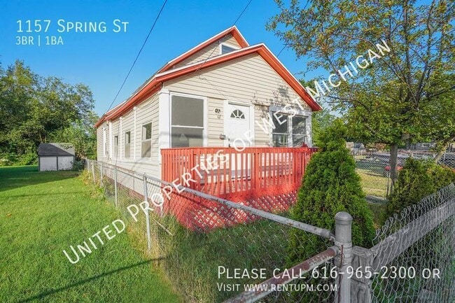 Photo - 1157 Spring St