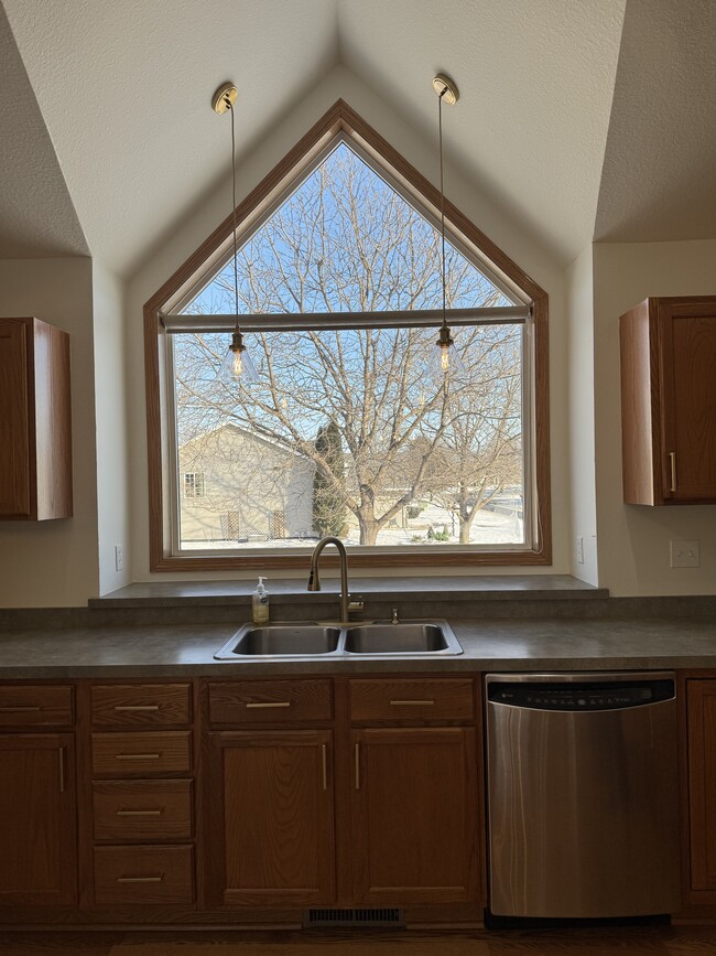 Photo - 18699 Dylan Dr