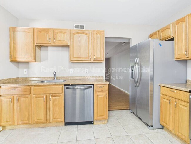 Photo - 1055 Old Denbigh Blvd