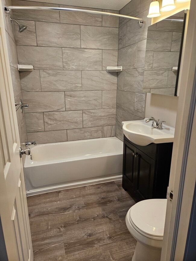 Photo - 46 Columba St