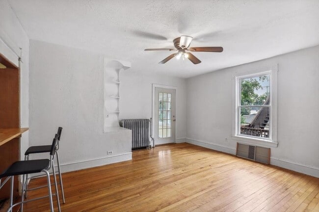 Photo - 2515 Lyndale Ave S Unit 3