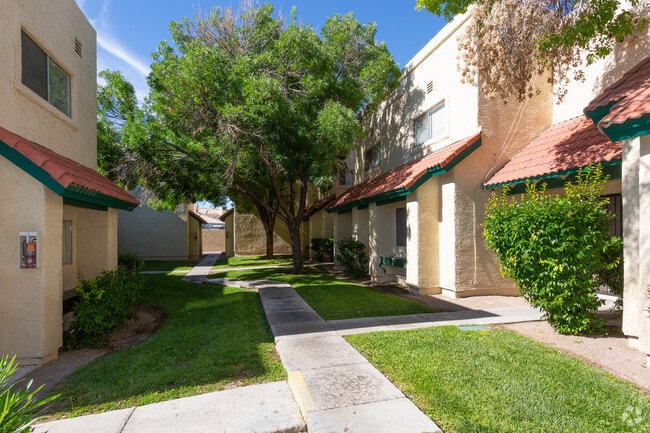 Comunidad - Heritage Pointe Apartments