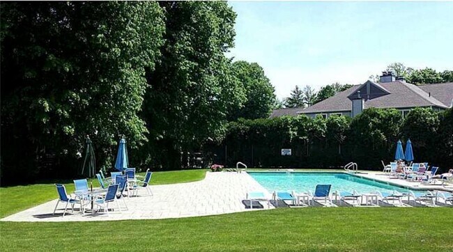 Photo - 401 Bellevue Ave Unit 106