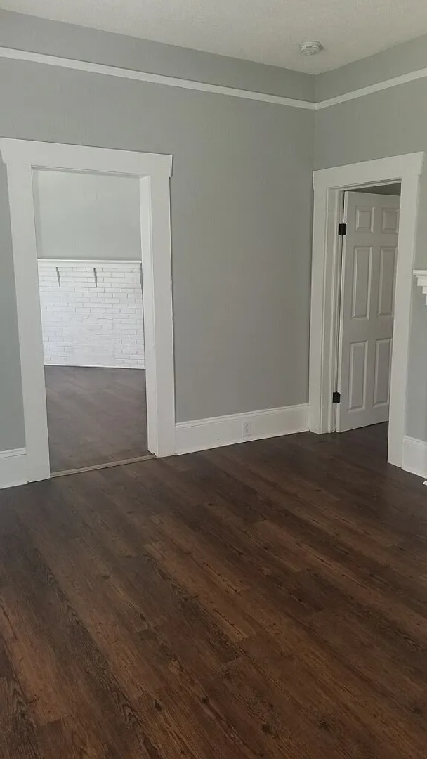 Photo - Spacious 2 Bedroom 1 Bathroom Home WIth Hu...