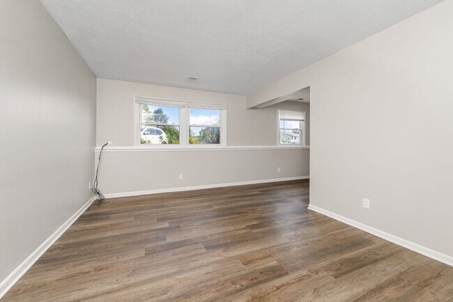 Country Ridge Apartments