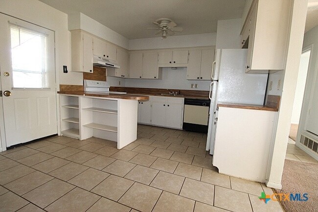 Photo - 803 Michelle Dr