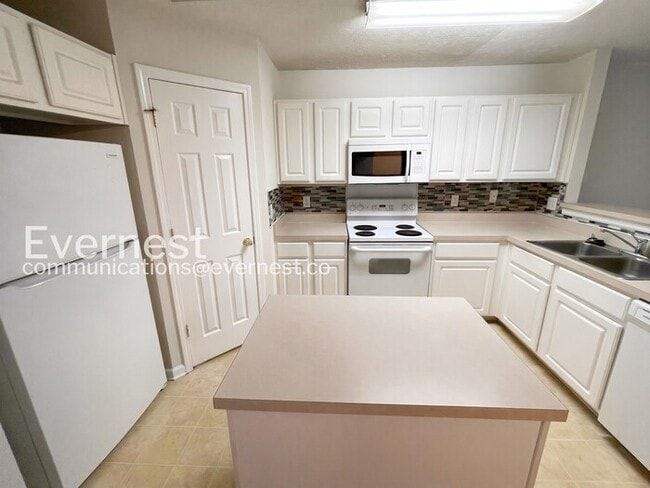 584 Flintlock Ct