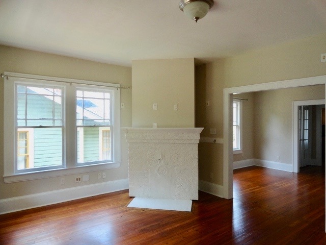 Photo - 407 Ottawa Ave