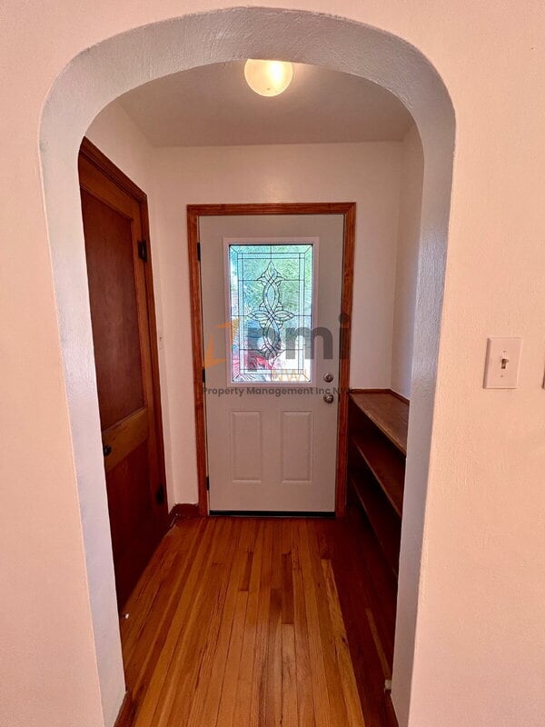 Photo - 9344 Keilman St