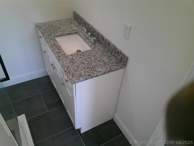 Photo - 3810 SW 52nd Ave