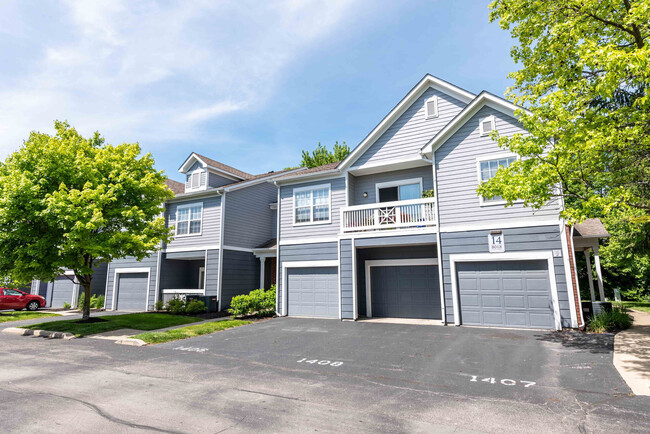 Building Photo - THE GRANDE RESERVE AT GEIST Rental