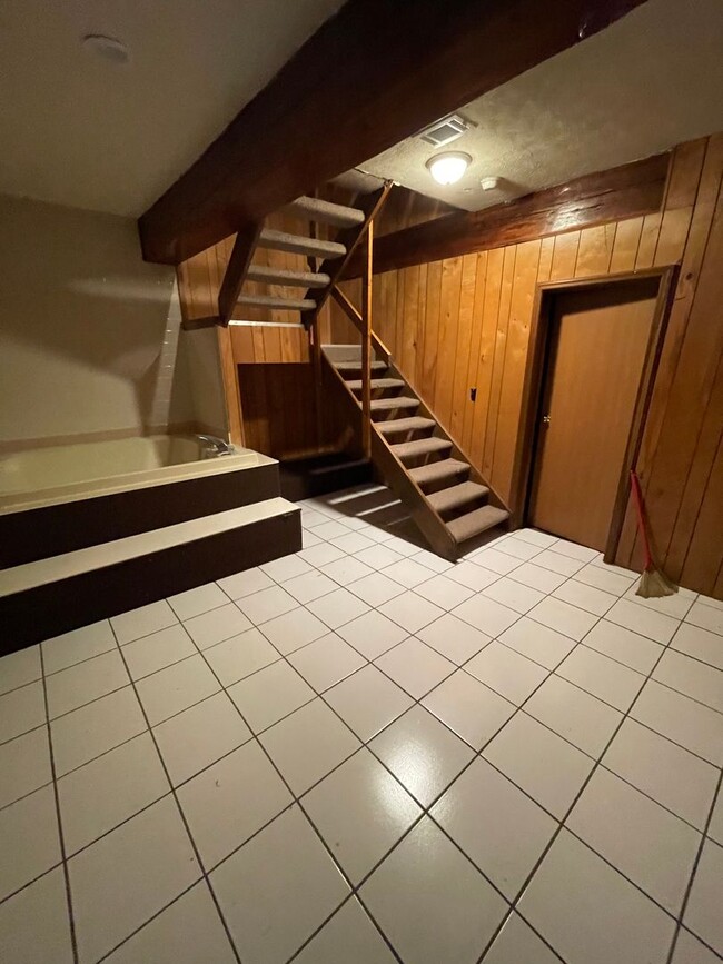 Photo - 64-70 Chittenden Avenue
