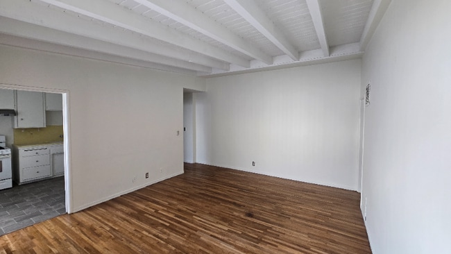 Photo - 12015 Lamanda St Unidad 17