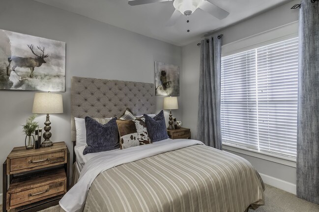 Photo - Weirbridge Village