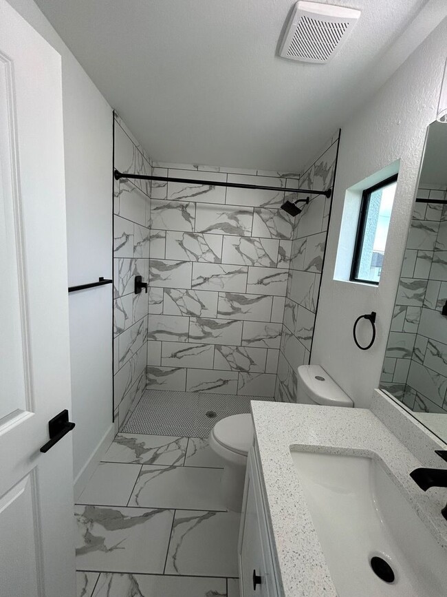 Photo - 19 NW 19th Terrace