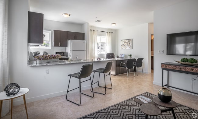Building Photo - 407 W 77th St Unit B Rental