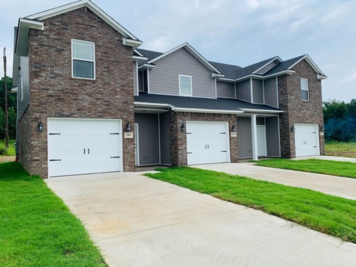 Photo - 2108 Ingalls Ln