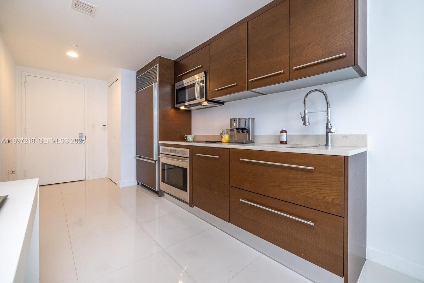 Photo - 475 Brickell Ave Unit 608