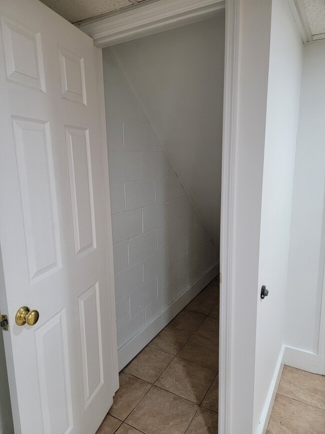 Photo - 2339 Boas St Unit 11