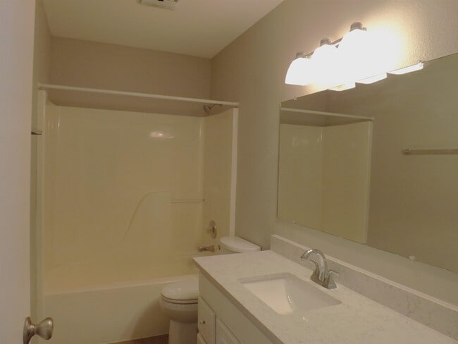 Photo - 1211 Mulberry Dr