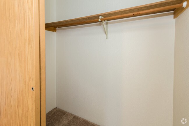 Spacious closets - Campbell View Apartments