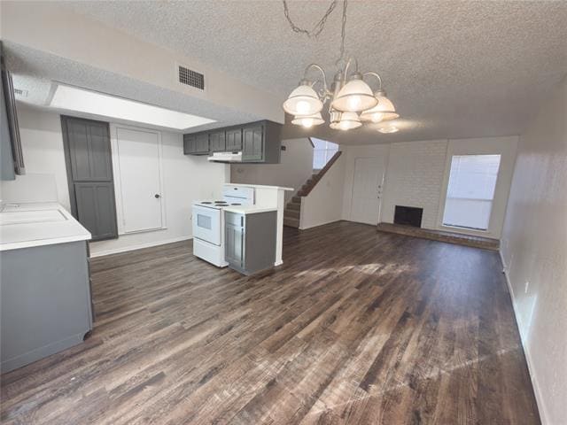 Photo - 4825 Diaz Ave