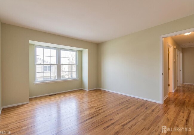 86 Bayberry Dr