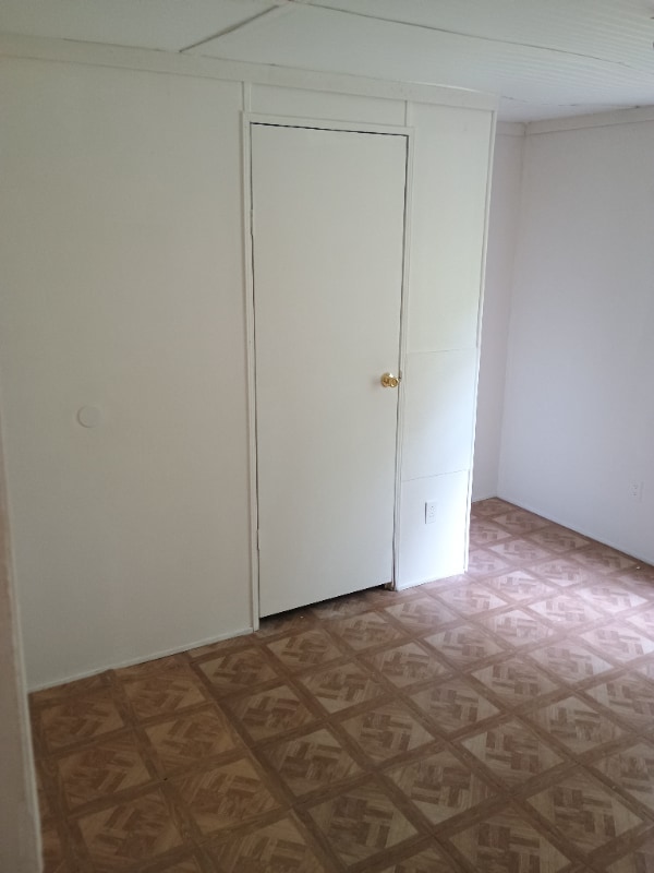 Photo - 124 Laurence