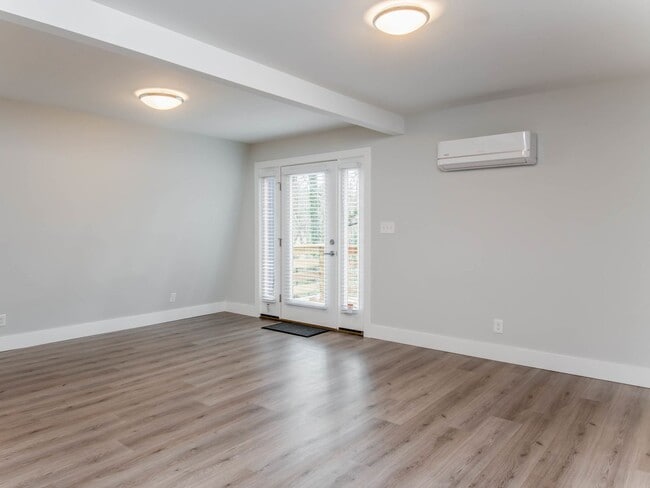 Photo - Asheville Duplex Rental-Oakley Area