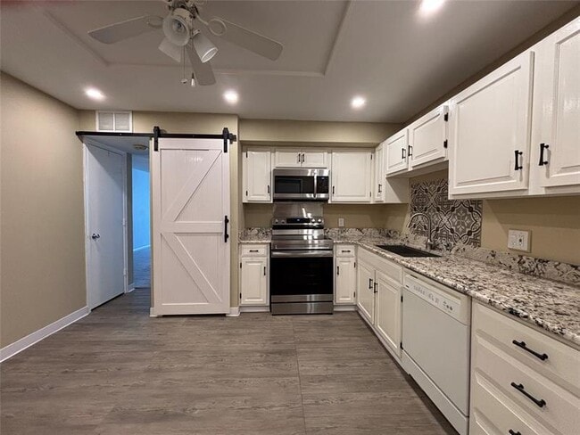 Building Photo - 1370 S Ocean Blvd Unit 506 Rental