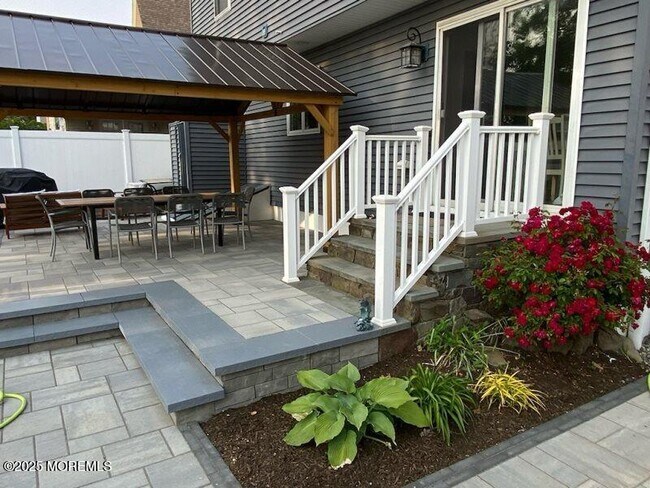 Photo - 309 Cooks Ln