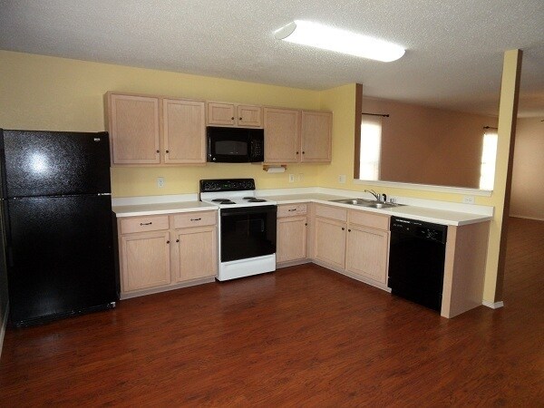 Photo - Beautiful 3/2 in Prime Fort Worth — Minutes from Lake Worth & Downtown!
