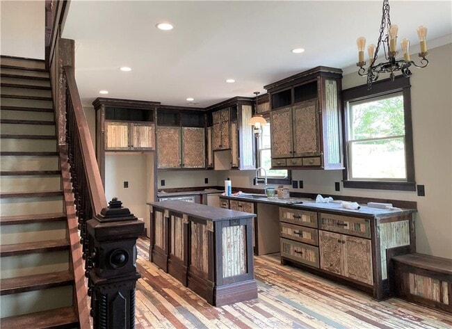 Photo - 185 W Moreno St