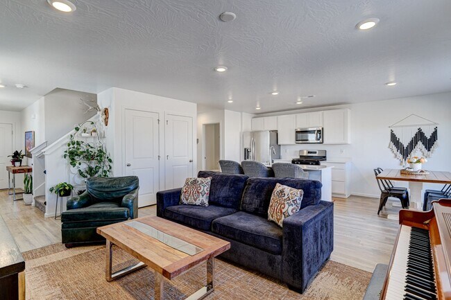 Photo - 3 BEDROOM Long Valley Townhome with all the Amenities