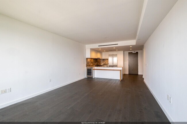 Building Photo - 320 Adolphus Ave Unit PH16 Rental