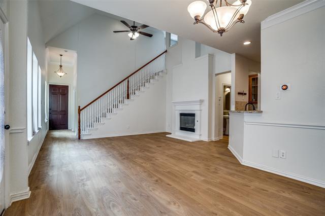 Photo - 858 Llano Dr