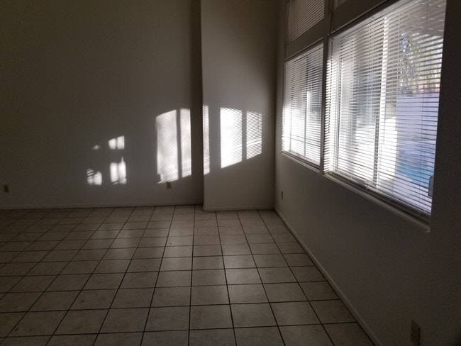 Photo - 1313 Misty View Ct