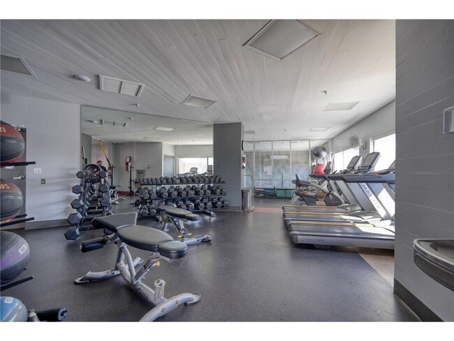 Photo - 121 Washington Ave S Unidad 1102