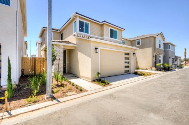 Photo - 1498 Vintage Ln