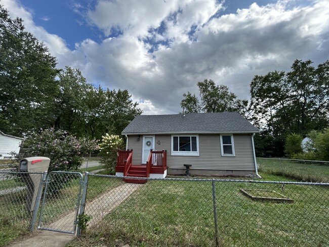 Photo - 79 W Cornell Ave
