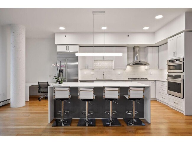 Photo - 1240 S 2nd St Unit 1323