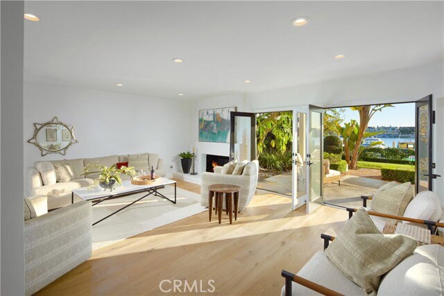 Photo - 2572 Bayshore Dr
