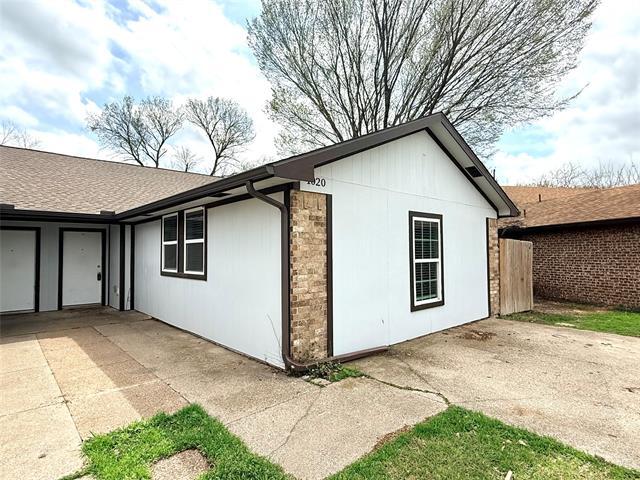 Building Photo - 1020 Vera Ct