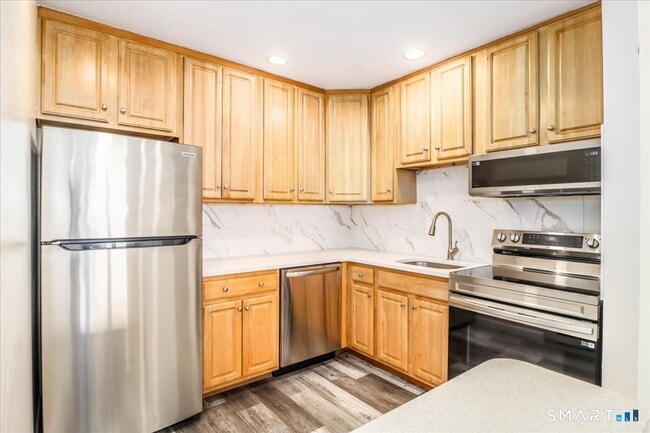 Photo - 17 Fordyce Ct Unit 12