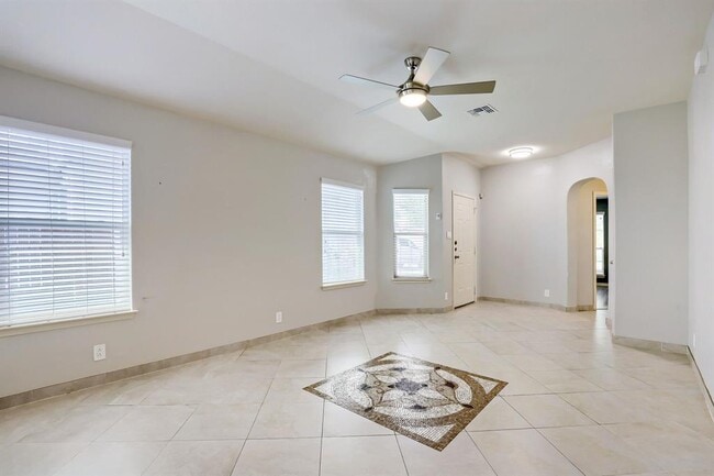 Photo - 12307 Waterford Run Way