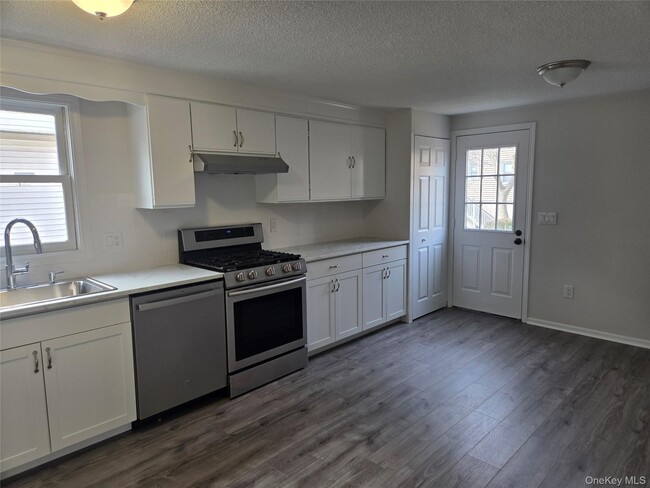 Photo - 114 Washington St