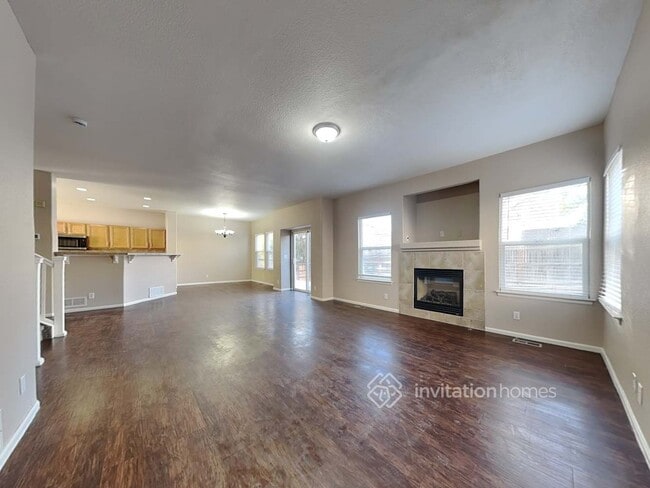 Photo - 13833 Leyden St